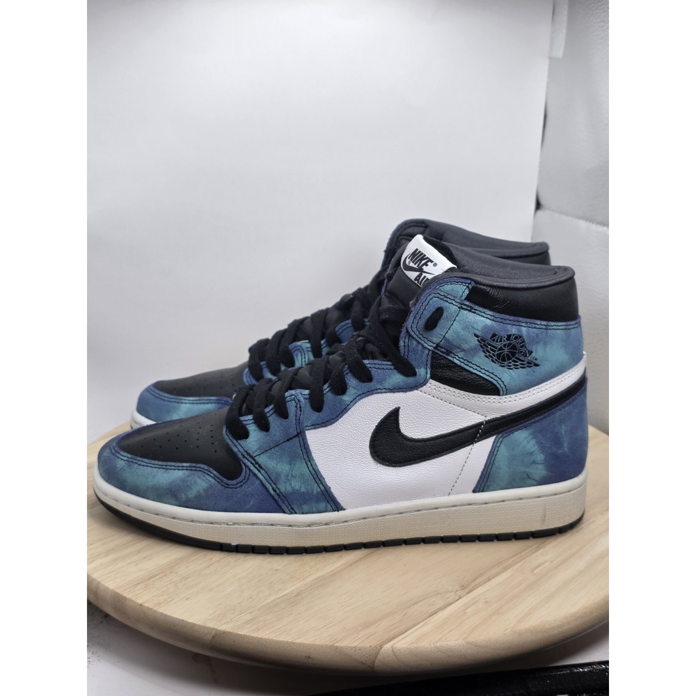 Mens Size 9.5 -Air Jordan 1 Retro High "Tie Dye" Women's Size11 - CD0461-100